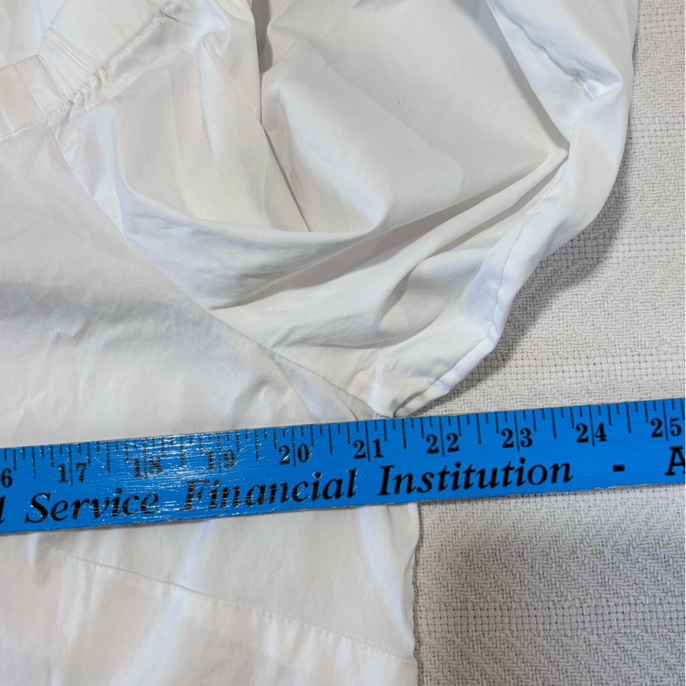 💚White House Black Market Crisp White Blouse💚 - Picture 8 of 11